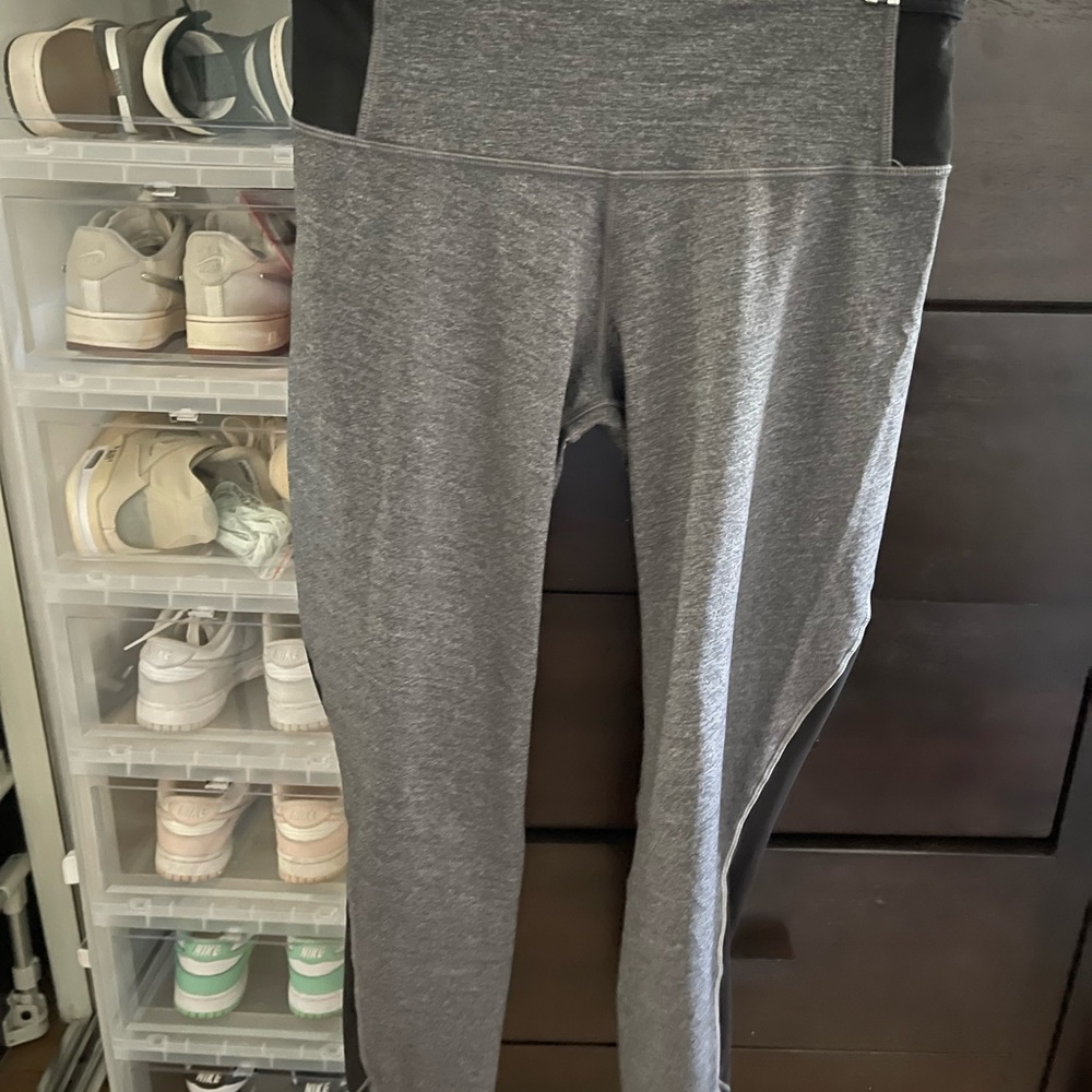 Lululemon legging with mesh